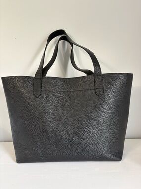 Cuyana Classic Easy Tote Black Pebbled Leather | Minimalist Quiet Luxury EUC